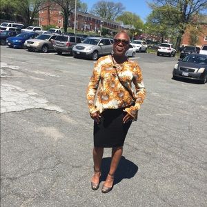 Meet your Posher, Robin